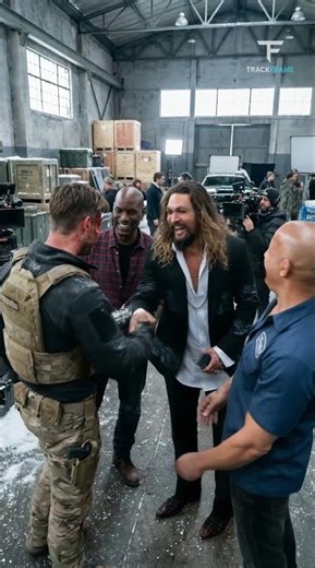 BTS: Extraction 2 - Tactical Team Up! (Hemsworth, Momoa, Diesel)