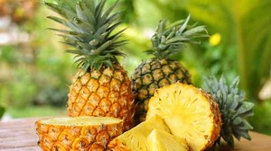 How to Tell if a Cut Pineapple is Bad? - Cully's Kitchen