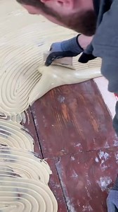 Adhesive laminate balance floorboard with chipboard. #How #howto #home #HomeDecor #decor #design #flooring #floors #work #working #cabin #cabincrew #house #designer #realestate #realtor #virals #trend #trendingreels #building #logcabin #diy #dreamhome #ideas #parquet #fblifestyle | Johny Since