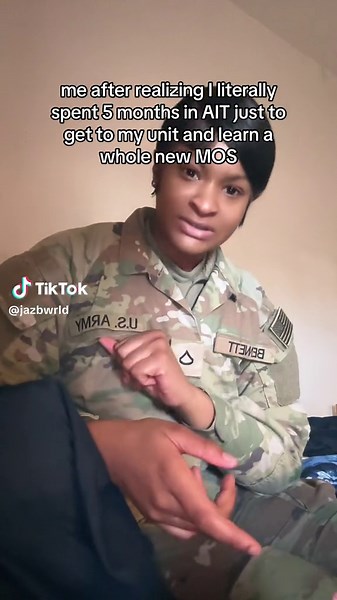 Experiencias y humor en la vida militar