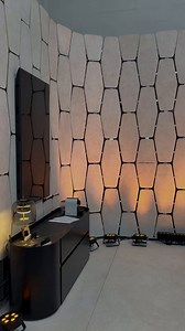 Cosentino estuvo presente en EXPOCON 2025, compartiendo nuestras soluciones innovadoras en diseño y arquitectura. A través de diversos stands, mostramos la versatilidad y calidad de nuestras superficies premium, creando espacios que inspiran y conectan con la comunidad de diseño. Gracias a todos los que nos acompañaron. ¡Seguimos transformando proyectos! Para más inspiración, visita cosentino.com. #Cosentino #EXPOCON2025 #DiseñoDeInteriores #SuperficiesPremium #Arquitectura #InnovaciónEnDiseño |