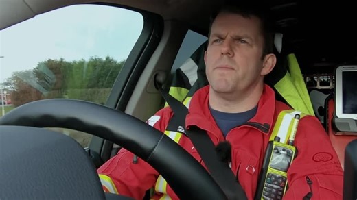 Ambulance: Code Red S01:E04 - Episode 4