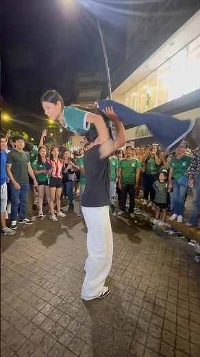 ASÍ SE BAILA EN MÉXICO 🇲🇽💃🕺 #baile #mexico #fanfest #musica #viral