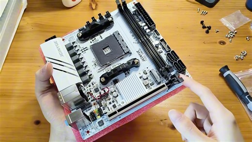 itx小主机，办公 小娱乐（机箱：巧美Q31）