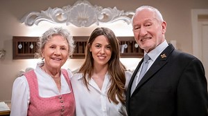 Sturm der Liebe: Hinter den Kulissen: Backstage mit Vanessa Mai am "Fürstenhof"