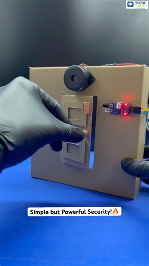 Door open → Alarm ON! 🚪🔔Simple but powerful Arduino security system!🔥 #roboarmy #arduinoprojects