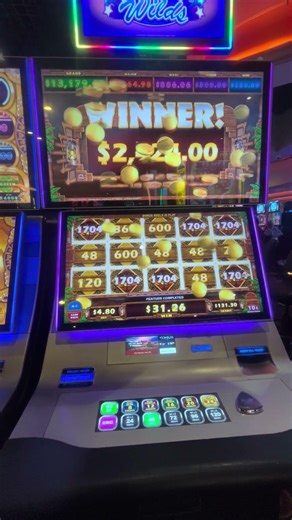 Crazy handpay jackpot on outback bucks slot machine!