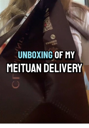 Ordering Lunch with Meituan: My Top Chinese Delivery App