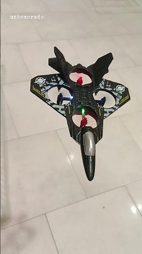 Amazing Flight of the L0712 RC Aircraft!