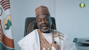 Spotlight on the missions and achievements of the ECOWAS Internal Services Department under the leadership of Professor Abdullahi Nazifi DARMA, Commissioner for Internal Services . ====== Pleins feux sur les missions et les réalisations du Département des services internes de la CEDEAO sous la direction du Professeur Abdullahi Nazifi DARMA, Commissaire aux services internes . ======= Destaque para as missões e realizações do Departamento de Serviços Internos da CEDEAO sob a direção do Professor 