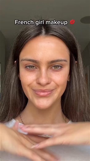 ad recreating french girl makeup using @Lancôme #teintidoleultrawear #makeup 💋 | Karen Wilson