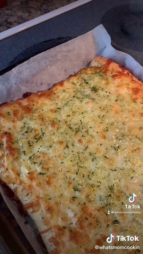 Delicious Cheesy Bread Recipe from AldenteDiva | Easy and Flavorful!