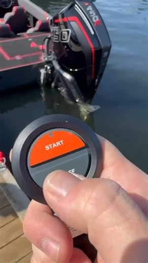 Coastkey on Instagram: "The sound of summer 🙌🏻 Remote start from the 2-button FOB that also serves as a wireless engine kill switch 🙌🏻 Comfort, Freedom and Safety - All in one product 👍🏻 Video rights: @nordmar_as 🇳🇴 #nordmarbåt #nordmar #mercury #mercuryracing #coastkey norway safetyatsea funatsea keylessboat wirelesskillswitch safeboating"