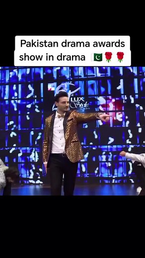 ‏Pakistan drama awards show in drama 🇵🇰🌹🌹