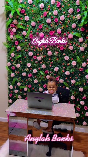 DIY Flower Wall Tutorial: Step-By-Step Guide for Stunning Garden Wall Decor!