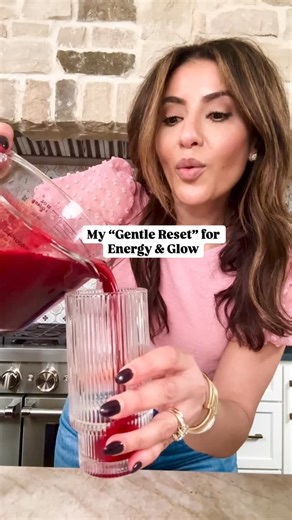 Mediterranean Food & Diet | Easy Recipes | Suzy Karadsheh on Instagram: "Beet Juice = my gentle january reset 💃🏻 Mediterranean style, baby I don’t do “detoxes.” I just focus on nourishing routines that make me feel amazing year-round. If you are looking for that glow from the inside out + a natural energy boost without the caffeine jitters, this juice is the answer. I know, I know—beets can taste like dirt. But this recipe changes everything. It uses the “ABC” method (Apple, Beet, Carrot) comb