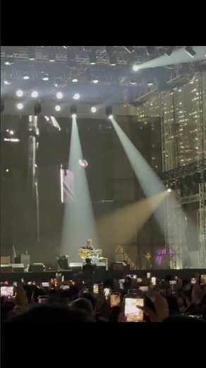 John Mayer – Edge of Desire Live in Mumbai | Concert Trails #shorts