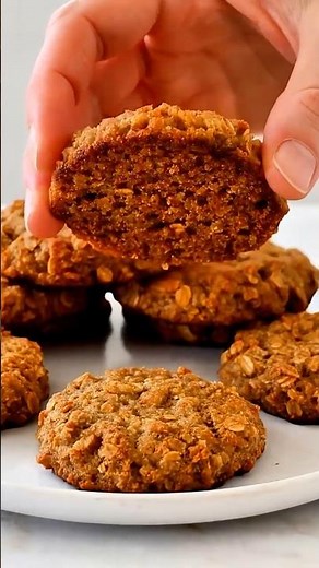 Healthy Oatmeal Cookies 🍪 Soft, Crispy & Easy!