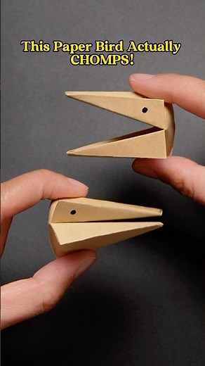 This Paper Bird actually CHOMPS! 🐦😋