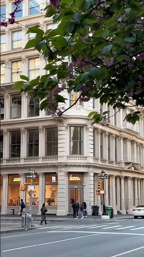 Explore SoHo NYC With Apple Maps Guide