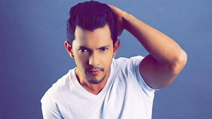 Singer Aditya Narayan ARRESTED for rash driving!