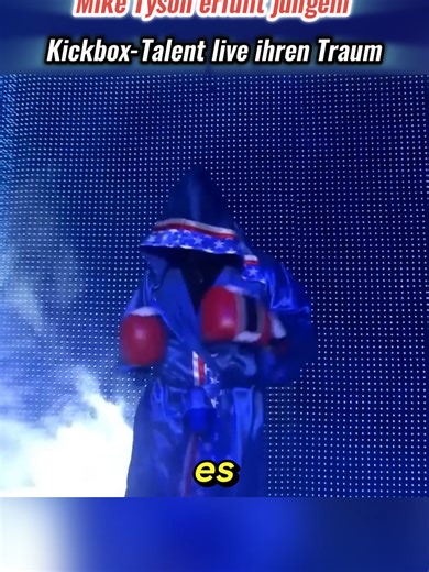 Mike Tyson erfüllt jungem Kickbox-Talent live ihren Traum #Boxen #boxing #ringen #MMA