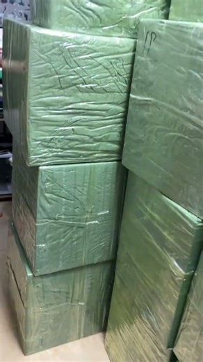 Shipping phone card trays from various brands tocustomers today#foryou#iphone#housing#motor#trend