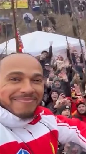 Motorsport | Lewis Hamilton went to greet the fans who came out to support him on a testing day. ❤️ 🎥: Lewis Hamilton | IG Stories | Instagram