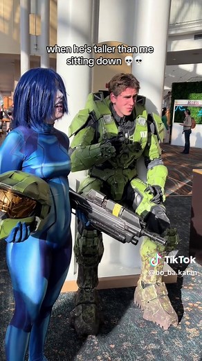 Master Chief and Cortana: Anime Con Adventures