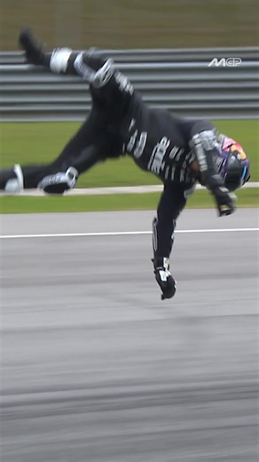 Jorge Martín Almoguera has been taken to local hospital as he suffers pain in his left foot and right hand following this highside 💢 Updates will follow and in the meantime, we're sending our best wishes to the World Champ 💪 #MotoGP | MotoGP