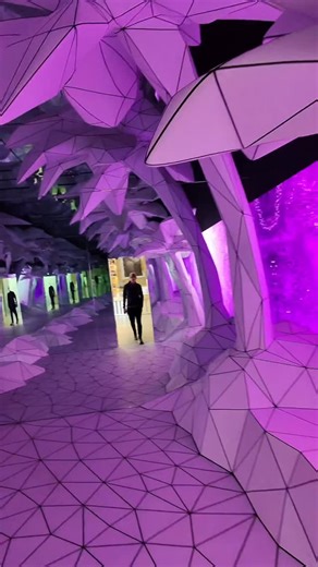 Meta Lab. West Hollywood. | Chris Young