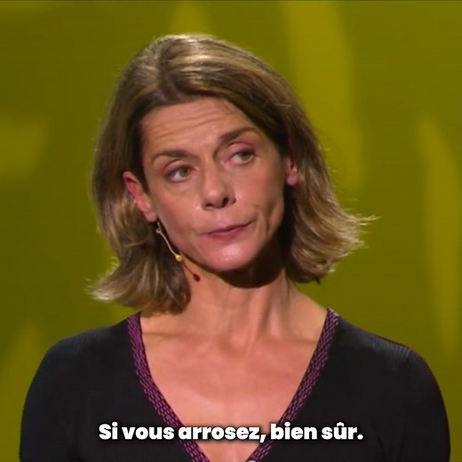 Une leçon de jardinage bien particulière avec Isabeau de R. 🤣 | Pure TV