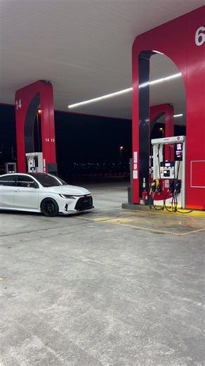 Toyota Vios 2023 Full Wrap in Beetroot Purple