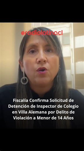 La fiscal de Turno Regional, Daniela Quevedo, ha confirmado que se solicitó una orden de detención en contra de un inspector del Colegio Altomonte de Villa Alemana, a quien se le imputa el delito de violación a menor de 14 años. La víctima, una alumna de tan solo seis años de edad, realizó la denuncia, la cual fue presentada por su padre ante Carabineros. Según la fiscal, los hechos habrían ocurrido ayer, 18 de agosto, en el interior del establecimiento educacional, cuando el imputado habría sol