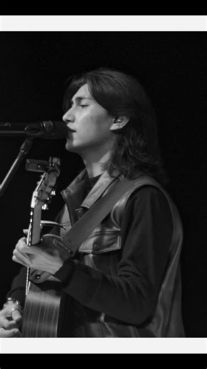 samir shrestha performing char diwar ko kotha mah live in sikkim