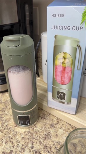Ultimate Portable Blender for Smoothies on the Go
