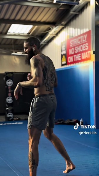 Shadow Boxing Techniques for Relaxed Sessions