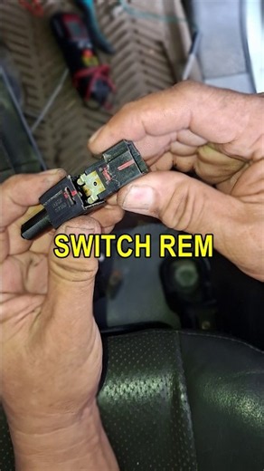 Switch rem Nissan Frontier dan komponen didalamnya