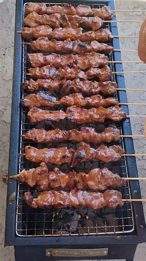 Grilling BBQ Skewers At Home #filipino #barbecue #porkbarbecue #grilling #filipinofood #lutongbahay