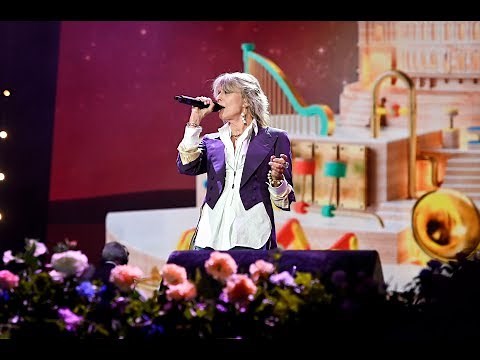 Chrissie Hyde & BBC Concert Orch - Brass In Pocket (Proms in Hyde Park 2019)