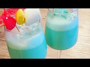 Recette du célèbre Blue hawaian cocktail au Speedy chef Tupperware