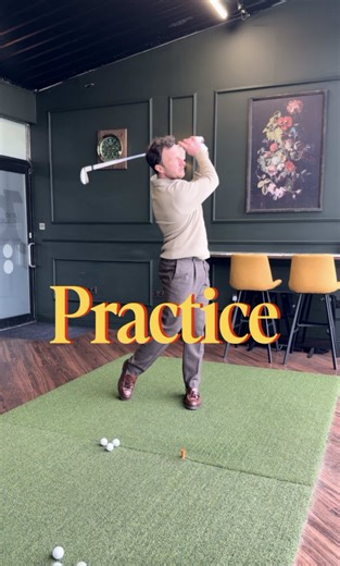 Rushing through a bucket of balls at the range might feel like practice… but in reality it’s usually just reinforcing the same mistakes over and over again. ⛳️ If you’re hitting ball after ball with no structure, no feedback, and no intention — you’re far more likely to leave the range frustrated than improved. Quality practice beats mindless reps every single time. One of the best ways to create structure in your practice is using a simple 5-ball set. This gives every shot a purpose and helps y