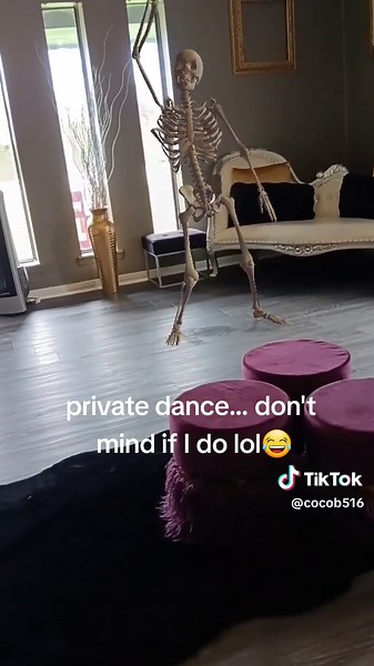 cocob516 (@cocob516)’s videos with Kiss - Prince & Prince and The Revolution