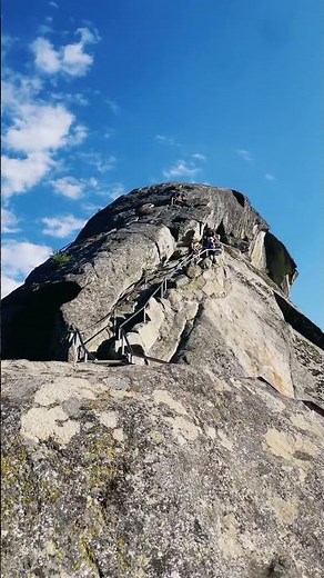 Moro rock trail #california #sequoianationalpark #usa