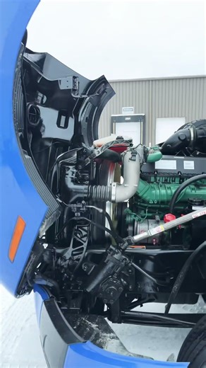 260923 - 2020 Volvo vnl860 engine running video #volvotrucks #2020 #volvo
