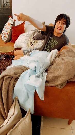 Apa itu stimming? Stimming adalah singkatan bagi perkataan bahasa inggeris iaitu self-stimulatory behaviour di mana anak anda berjalan mundar-mandir, mengepak dan mengibaskan tangannya atau ada juga yang menghantukkan kepala di dinding secara berulang kali. #adamsautismfamily #autism #autisme #stimming #anaksyurga #autismawareness #tittokmalaysia #fyp #fypシ #kasihiautism | Adam’s Autism Family