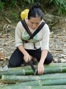 Single mother and baby - catching giant fish and making dried fish #Singlemomlife #videocatchfish #videofull | Single Mom Daily Life