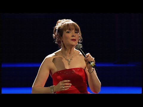 Mary Duff - Will You Walk With Me (Live at the Tri-Lakes Centre, Branson, Missouri)