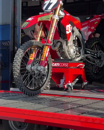 Exploring the New Desmo MX250 Motorcycle