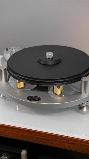 Audiocostruzioni on Instagram: "Michell Gyro ‘SE’ turntable Key Features: ⏺️ Three point spring suspension system. ⏺️ Impedance-matched platter with solid bImpedance-matched platter with solid brass weights. ⏺️ Free standing motor unit. ⏺️ Weighted pendulum style sub chassis. ⏺️ Inverted oil circulating main bearing. ⏺️ Low contact area feet. Available in store and in out website. #audiocostruzioni #hifi #perte #michell #gyrodec #turntable #hifiaudio #fy #vinyl #vinylcollection #hifisound #vinta